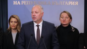 Депутатите приеха оставката на кабинета "Желязков" с пълно мнозинство