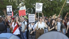 Десетки хиляди души протестираха в Лисабон заради жилищната криза и високите цени