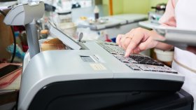 Данъчните разкриха схема с фалшиви касови бележки в магазин за китайски стоки