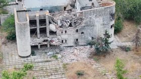 В Олешки започна "режим на тишината", докато жителите му оцеляват с консумация на треви (+ВИДЕО)