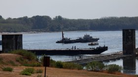 Дунав продължава да се покачва, ограниченията за корабоплаването остават
