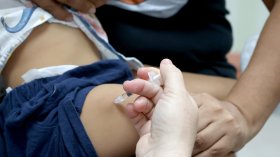 Безплатни грипни ваксини за деца до 7 години от есента