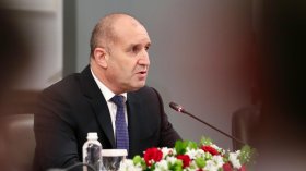 Първите 100 дни на кабинета "Радев": Доверие към премиера, но и натиск за реални резултати