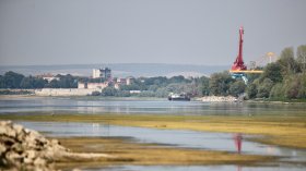 Дунав продължава да спада, остават ограниченията за корабите