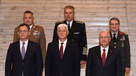 България, Румъния и Турция искат безопасно корабоплаване и деескалация в Черно море