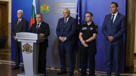 Абровски: Забранява се косенето в най-горещите часове заради риска от пожари