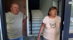 Да живееш в "Баба Алино" без ток: Семейства с малки деца бедстват (ВИДЕО)