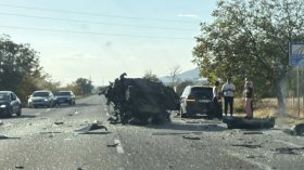 Автовоз закачи мост на Подбалканския път, кола падна на платното
