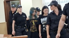 Момичетата, задържани за убийството на Георги в Пловдив, обжалват мярката си