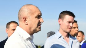 Радев даде голяма заявка за космическия и отбранителен център в Доброславци