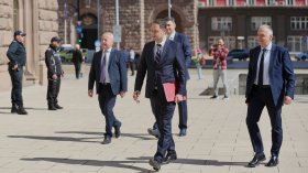 Ново редовно правителство до дни: Партиите имат различни приоритети и очаквания