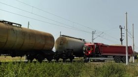 Влак и камион се сблъскаха на жп прелез в Шуменско