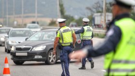 Равносметката на КАТ: 158 пияни и 52-ма дрогирани шофьори за седмица