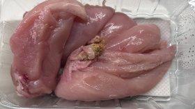 Зрител: "В дюнера пилешкото беше сурово, от магазина смърдеше"