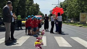 15 години без Валя, убита на пешеходна пътека - в Бургас почетоха паметта ѝ