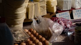 Пазарът определя цените, конкуренцията е ключът към поевтиняването на храните
