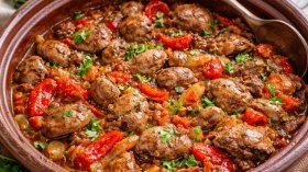 Рецепта за пилешки дробчета по селски в гювеч