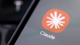 Стотици разговори с AI чатбота Claude станаха публично достъпни в Google
