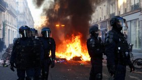 Безредиците във Франция: Над 2500 задържани, близо 1000 ранени полицаи и колосални щети