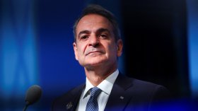 Мицотакис: Единството на НАТО изисква добросъседство и право
