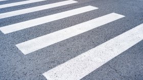 Италия въвежда глоби за пешеходци с телефони в ръка