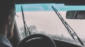 Грешката на шофьорите с консумативите, които се сменят два пъти годишно