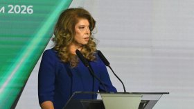 От Лили Иванова през Илиана Раева до Вежди Рашидов: Знакови имена подкрепиха Йотова