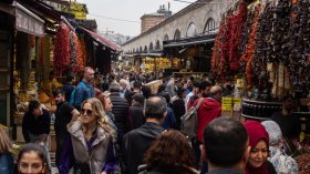 Популярна улична храна в Истанбул уби майка и двете ѝ деца