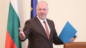 Желязков: Бюджетът не е добър, но следва политиките на законодателството