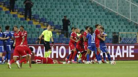 БФС затвори Сектор "А" на "Герена": Ебонг изгоря за три мача, Димитров - само за един