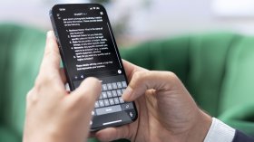 ChatGPT в Европа вече съдържа реклами
