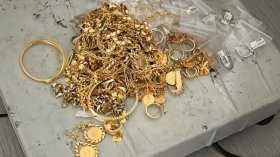 Митничари хванаха над 600 гр злато за повече от 88 хил. евро