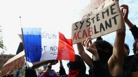 Протестите във Франция се разрастват &ndash; учителите подкрепиха учениците