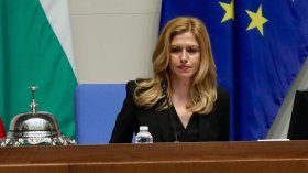 ГЕРБ събира подписи за оставката на Доцова и за извънредно заседание