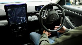 Близо 50% от шофьорите не харесват автомобилните мултимедии