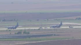 Иран: Самолетите на САЩ напуснаха България, присъствието им наруши международното право