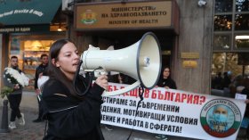 Парите за младите лекари: Промени с "родилни мъки"