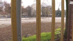 Отписан ученик в Пловдив и спорна родителска среща покрай протеста