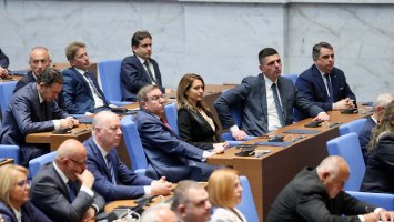 Съдебната реформа: Депутатите ограничиха правомощията на ВСС с изтекъл мандат