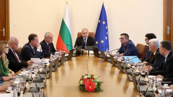 Бюджет 2026: Правителството с важна новина за минималната работна заплата