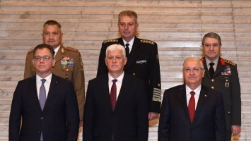 България, Румъния и Турция искат безопасно корабоплаване и деескалация в Черно море