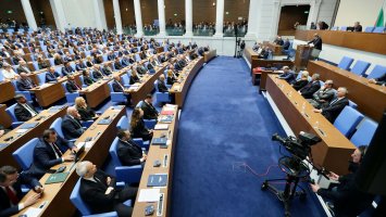 Временните комисии вече ще се създават с 48 подписа, въпреки критиките на опозицията
