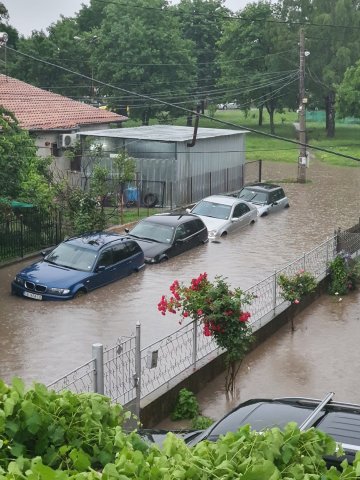 Отново пороен дъжд в столицата и в части от страната