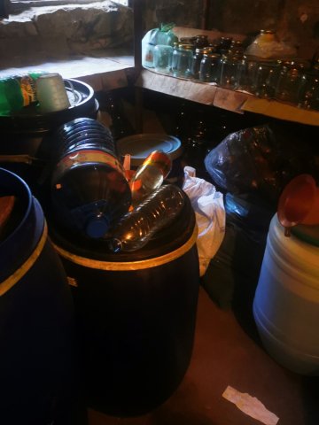 Над 1300 литра етилов алкохол без документи за платен начислен