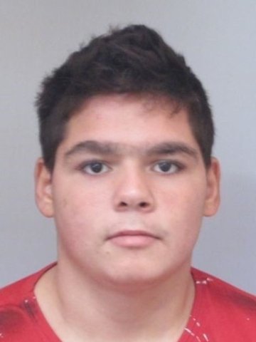 Столичната полиция издирва 17 годишно момче Тошко Надеждев Кочев е на