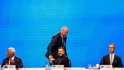 Европа зад Зеленски: Лидерите от "Коалицията на желаещите" застанаха до Украйна (СНИМКИ)