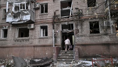 Смърт и разруха след руския въздушен удар по Запорожие (СНИМКИ)