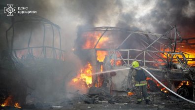 Смърт и разруха след последните руски удари по Одеса (СНИМКИ)