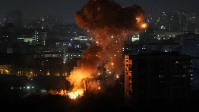 Жертви и щети след руска атака с ракети и дронове срещу Киев (СНИМКИ)