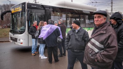 С 15% скачат заплатите в автотранспорта в София, задават се нови протести